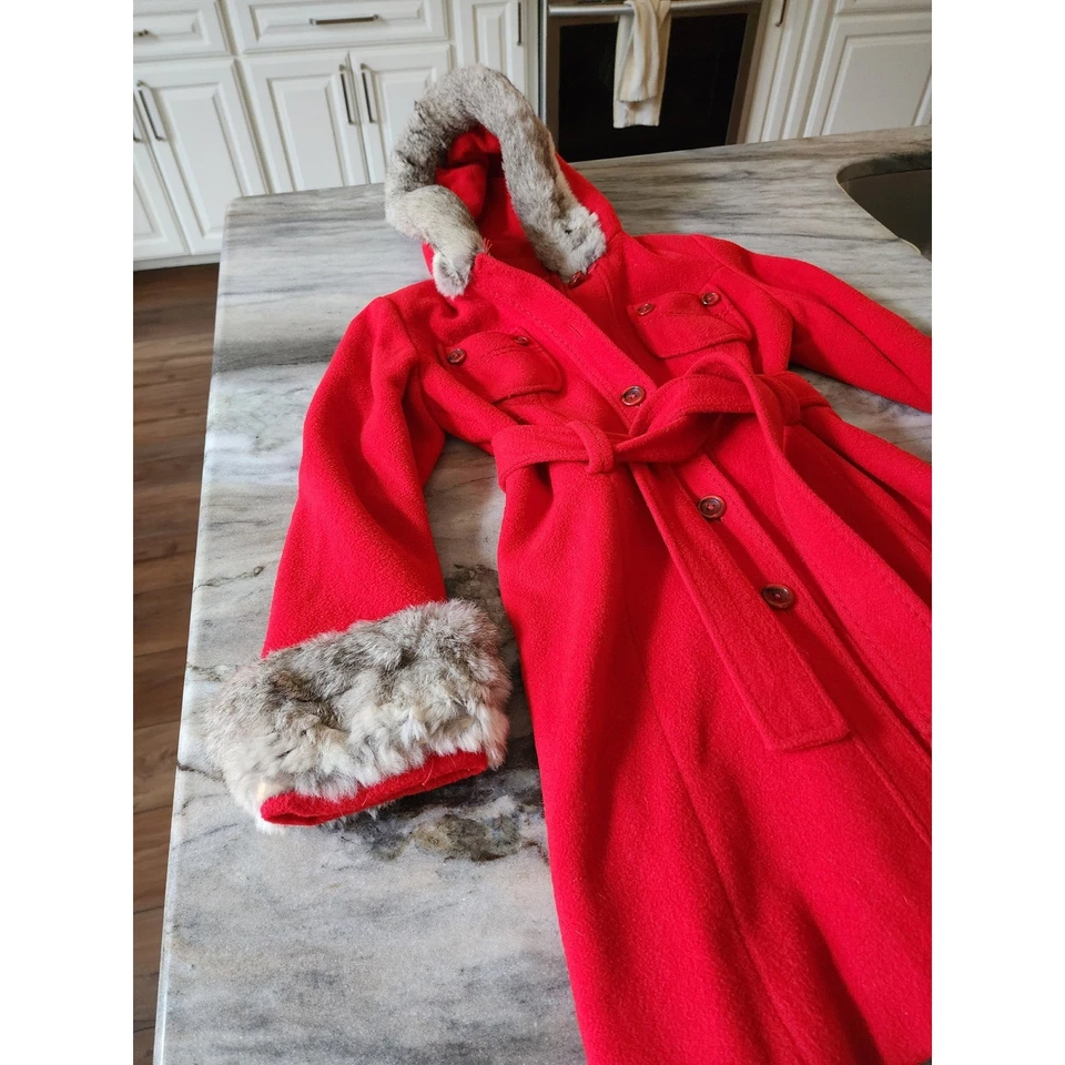 Vintage 50s Girls County Pacer Red Wool Hooded Coat Fur Trim Belted Outerwear - Image 2 of 4