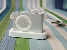 Apple iPod Shuffle 2nd Generation Silver 1GB A1204 With Dock Working