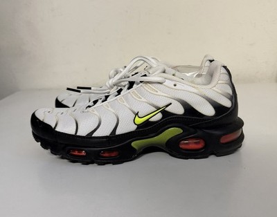 Nike Air Max Plus SE Retro Future Mens Sz 9.5 White Black Volt AJ2013-100 NEW!!!