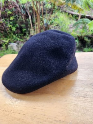 100% Authentic Mens KANGOL Seamless Wool 507 K0875FA Size Medium 
