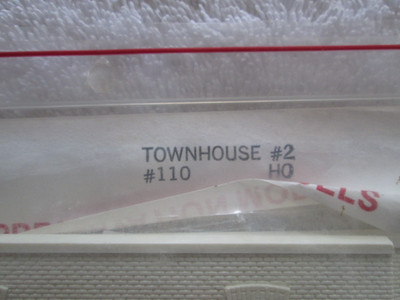 Design Preservation Models, Townhouse #2, Kit No. 110, HO Scale