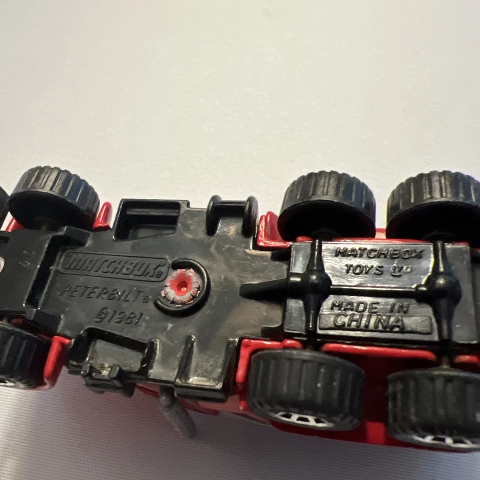 1981 Matchbox PETERBILT Cement Truck ~ 1:80 Scale ~ China - Image 3 of 3