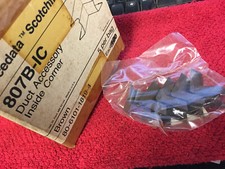 807B-ic SCOTCHFLEX DUCT ACCESSORY INSIDE CORNER RACEWAY 75PCS