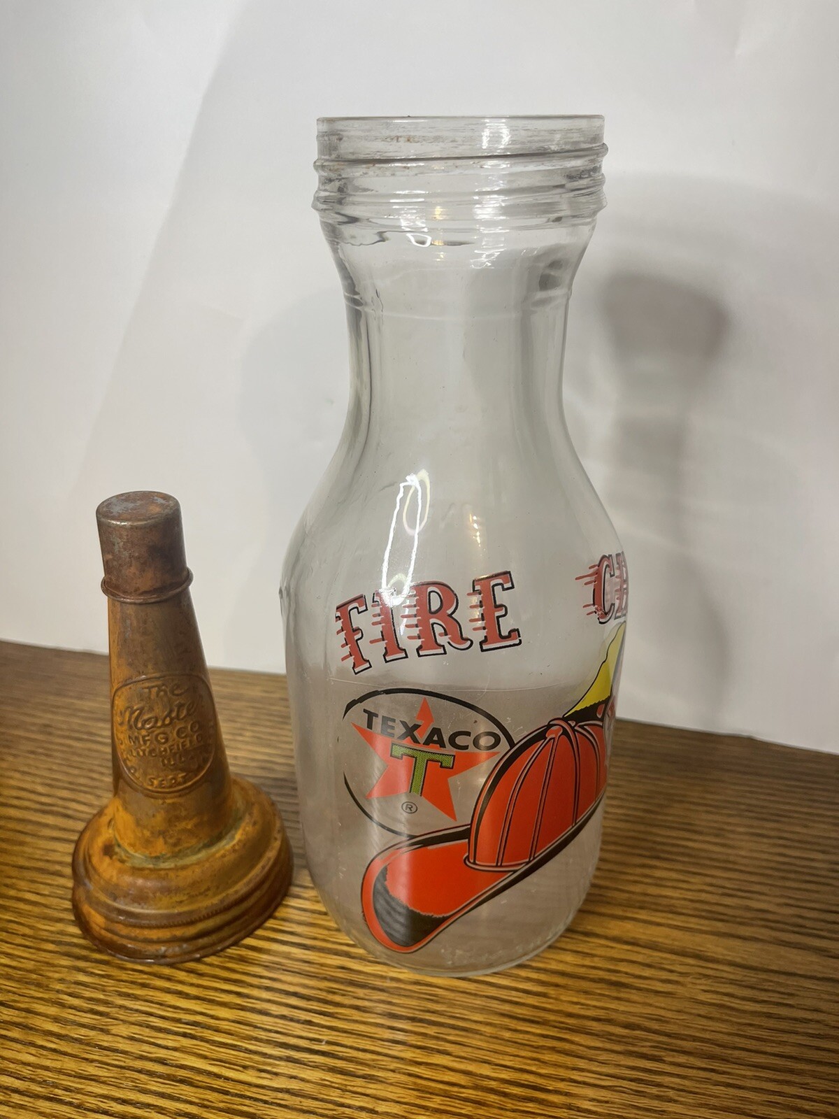 TEXACO FIRECHIEF Glass Motor Oil Bottle 1 Quart Vintage Style Gas