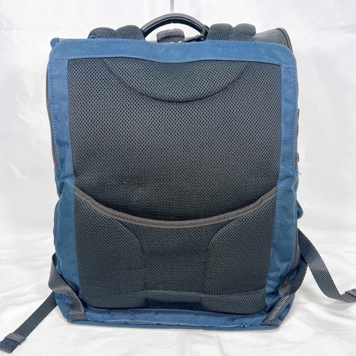 TUMI 232388NVY ALPHA BRAVO LONDON ROLL TOP BACKPACK Navy TUMI 232388NVY ALPHA BRAVO LONDON ROLL TOP BACKPACK Navy