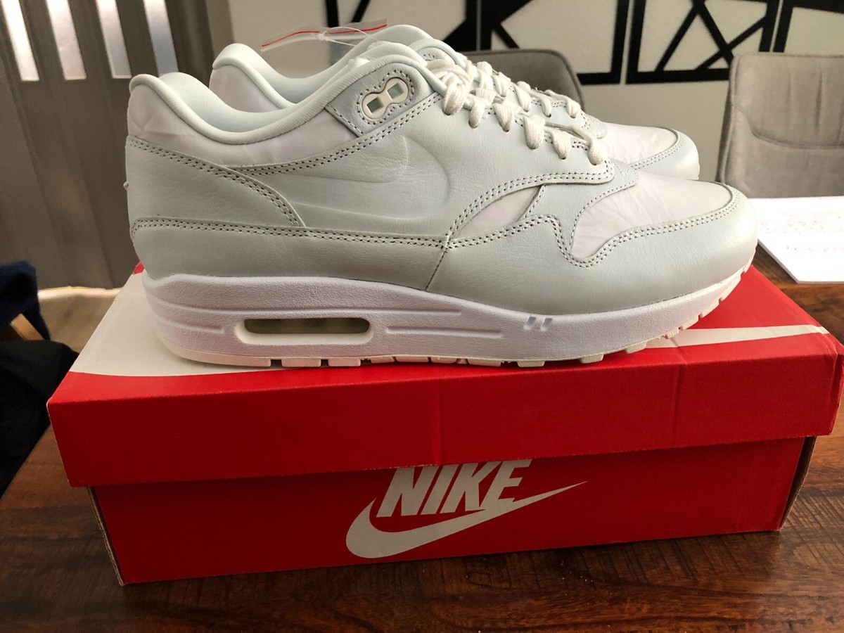 nike air max 1 rub away white khaki