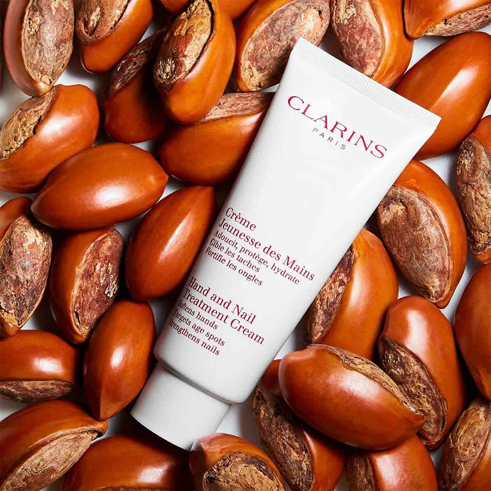 Crema Tratamiento Manos y Uñas Clarins 100 ml./ 3,4 oz. Tubo sellado nuevo Foto 2 de 3