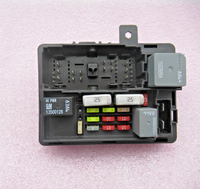 Genuine Chevrolet GM Impala 2006-2016 - Fuse Block - 20821289 OEM *NEW*