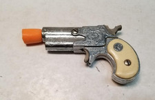 Vintage Derringer Cap gun Toy DYNA-MITE Nichols 1950's Made In USA 3.5"