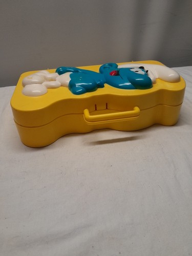 Vintage 1983 Smurf Yellow Suitcase Storage Carry Case - Picture 3 of 16