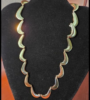 1970s Gold Tone Boomerang Wave Crescent Link Necklace Modernist MCM Collar 20''