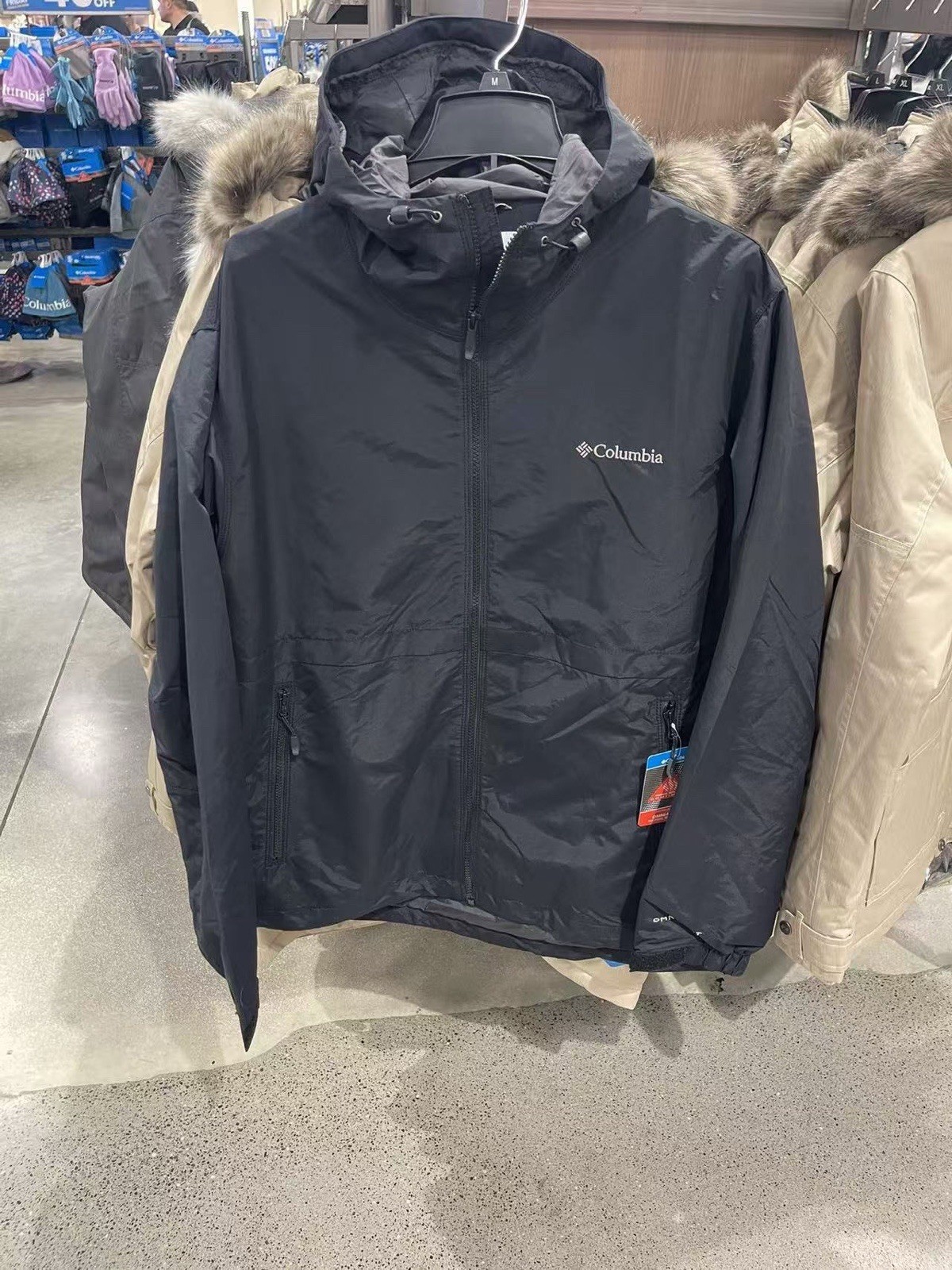 Brand New! Columbia’s Men’s Black Lake Powell Jacket! Size M