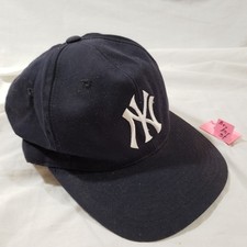 New York Yankees Hat Cap Snapback 70s 80s 90s Green underbrim brim snapback