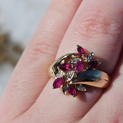 10K Gelbgold Rubin & Diamant Cocktail Blume Floral Cluster Ring Größe 6,5