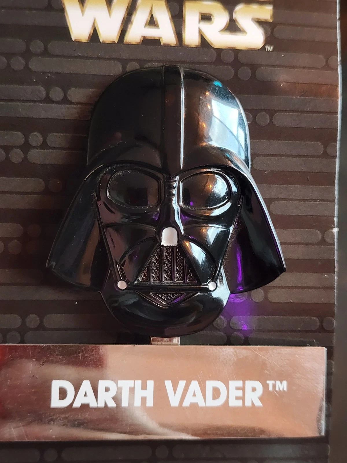 Star Wars Disney Pin of Month Helmets Darth Vader