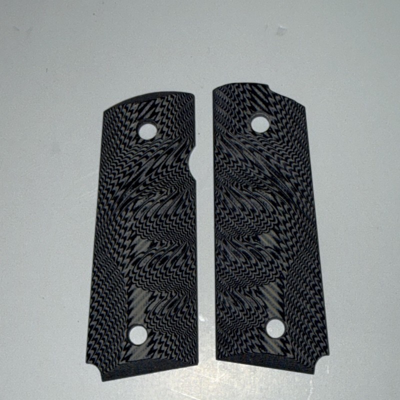 COOLHAND GRIPS G10 Textured Black/Gray Colt 1911 Full Size Grip Panels H2-T-5