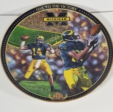 University of Michigan Wolverines Hail To The Victors Bradford Exchange plate