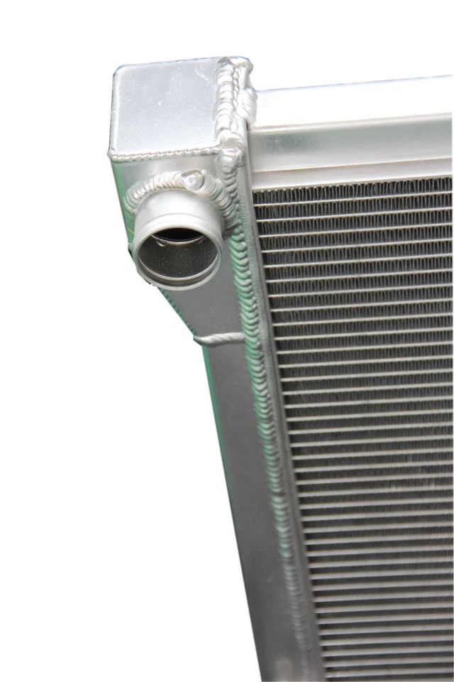 Radiador de aluminio de 3 filas y cubierta y ventilador apto para camioneta Chevy C/K Series C10 C20 C30 67-72 Foto 4 de 4