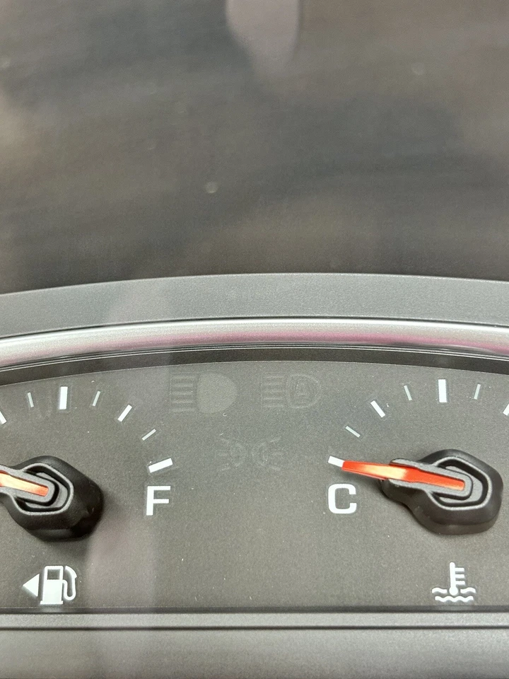 18-19 GMC ACADIA SLT 2.5L SPEEDOMETER INSTRUMENT CLUSTER GM GENUINE OEM 84404696 - Image 3 of 4