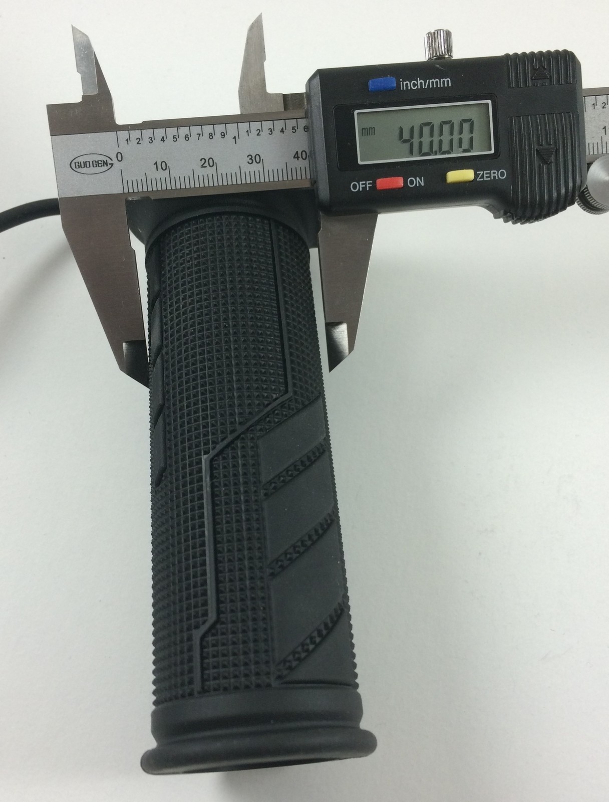 BikeMaster Heated Grips Fits 1" Handlebars Harley Davidson Cruiser