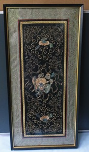 LOVELY ANTIQUE CHINESE SILK EMBROIDERED PANEL