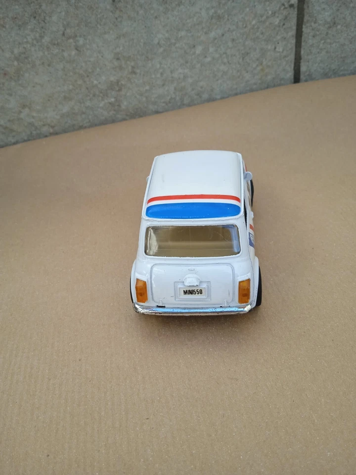 MODELLINO WELLY - MINI COOPER DA RELLY - LEGGI - Immagine 3 di 4