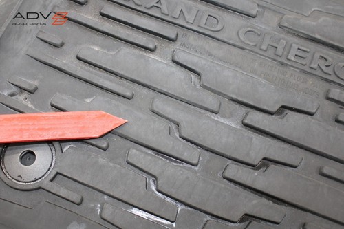 2016 - 2022 JEEP GRAND CHEROKEE ALL WEATHER FLOOR CARPET COVER LINER MAT OEM SET - Picture 11 of 15