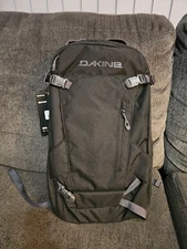 Dakine Heli Back Pack 12 Black One Size Snowboard Skateboarding Hiking Bag Strap