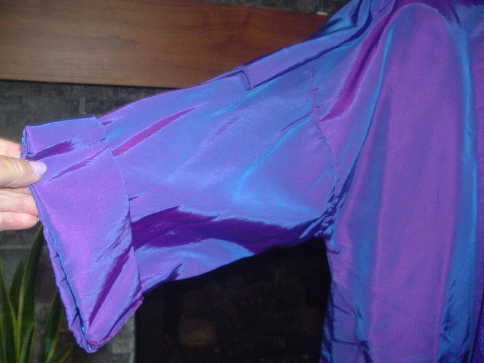 Maralyce Ferree Cape Long Rain Coat Wrap Lightweight Iridescent Blue Purple - Image 4 of 4