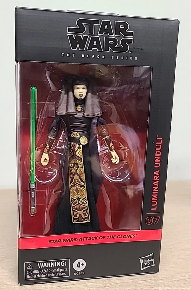 2 X Figuras de acción Star Wars The Black Series Luminara Unduli y Asajj Foto 2 de 4