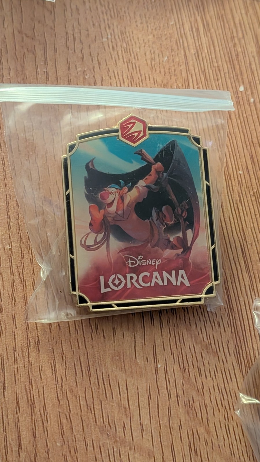 Disney Lorcana League Pin – Azurite Sea - Tigger, In the Crow's Nest