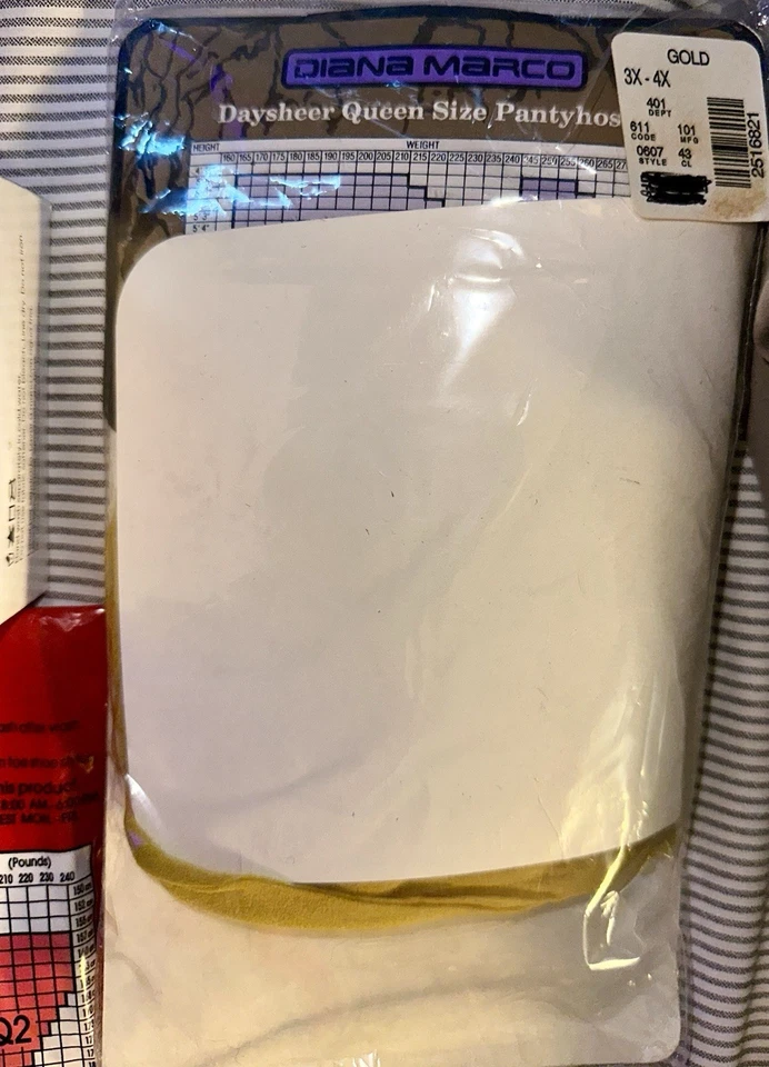 Total Lot 18 Opaque Tights Denier &Panyhose Sizes 3X-4X- E & Knee Highs New Quee - Image 3 of 4