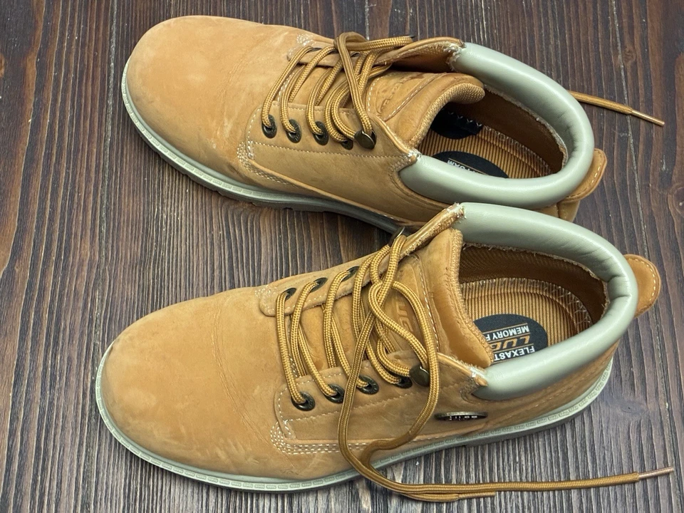 Lugz Women's Ankle Hiking Boots Logger Camping Tan Suede, Size 7 - Image 3 of 4