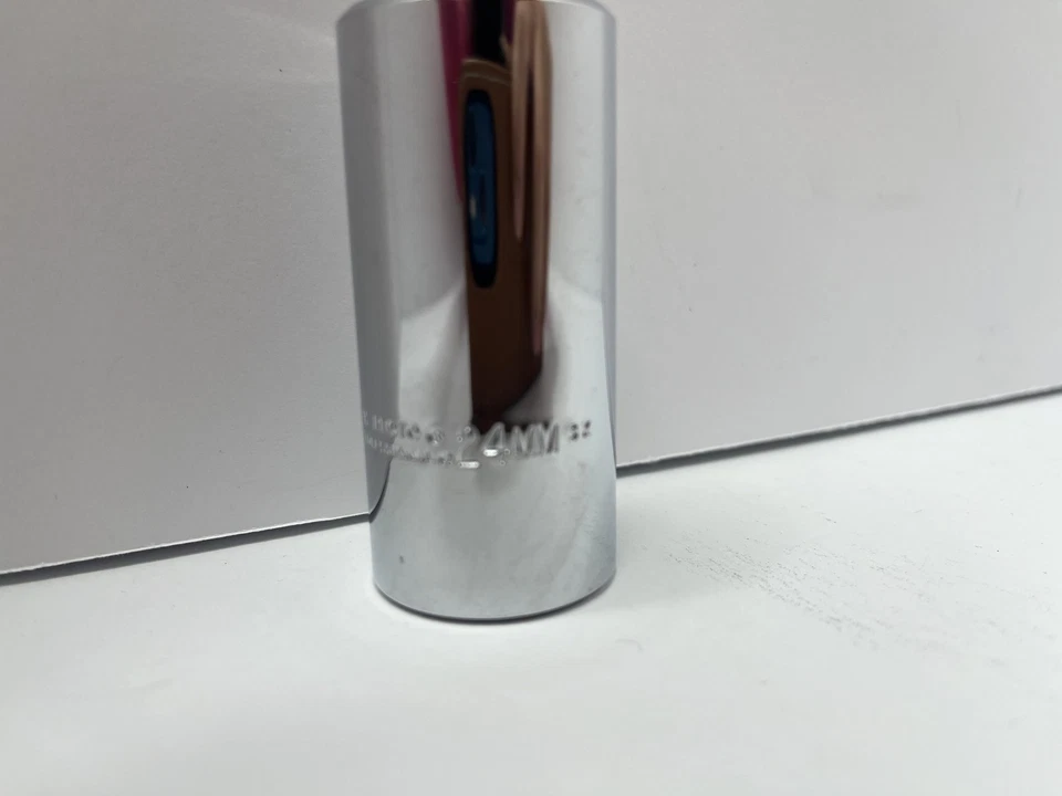 Proto 24mm Deep Socket 1/2 in Drive 6-Point Chrome Metric 5024MH Lug Nut Tool - Image 2 of 4