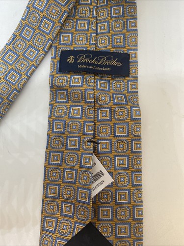 BROOKS BROTHERS MAKERS & Merchants SILK TIE HANDMADE USA Geometric NWT NEW 3.25” - Picture 5 of 7