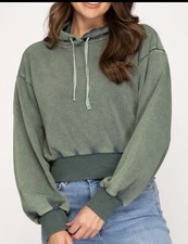 NWT Green Cropped Sweatshirt Hoodie Size L