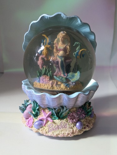 Barbie Magical Mermaid San Francisco Music Box Company Snow Globe 2002 Fonctionne - Photo 5 sur 17