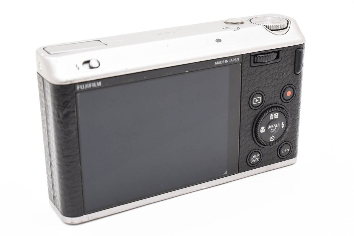 Fujifilm XF1 Digital Camera Black Includes Battery Excellent