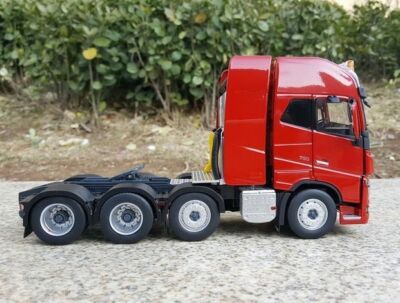 Marge Models Volvo FH16 750 8x4 Prime Mover Truck Red 1/32
