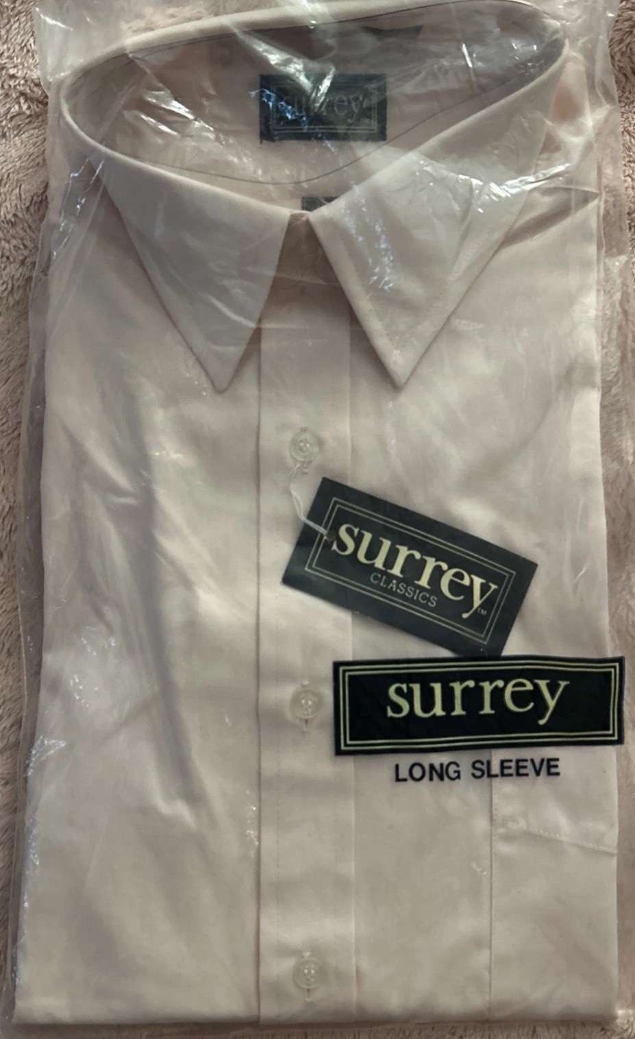 New In Package Surrey Light Pink Button Down Dress Shirt 14 1/2 Neck 32-33 Sleev