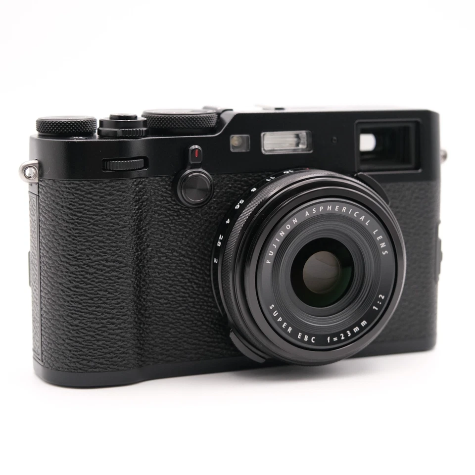 Near Mint Fujifilm X100F 24.3MP Digital SLR Camera Black Shutter Count 1041 - Image 3 of 4
