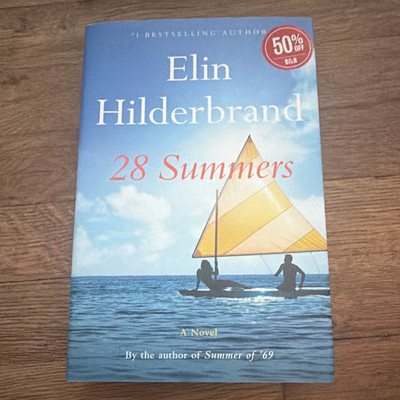 Elin Hilderbrand 28 Summers: A Novel 2020 PB Little Brown & Company