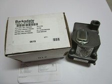 BARKSDALE PRESSURE SWITCH D1T-B3SS .03-3 PSI NEW OLD STOCK FAST SHIPPING 