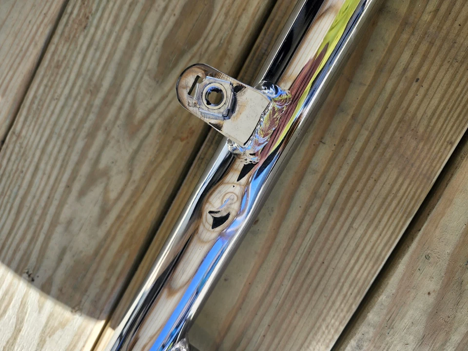 Lindby - 1702 - Magnumbar Front Highway Bar, Chrome Foto 4 de 4