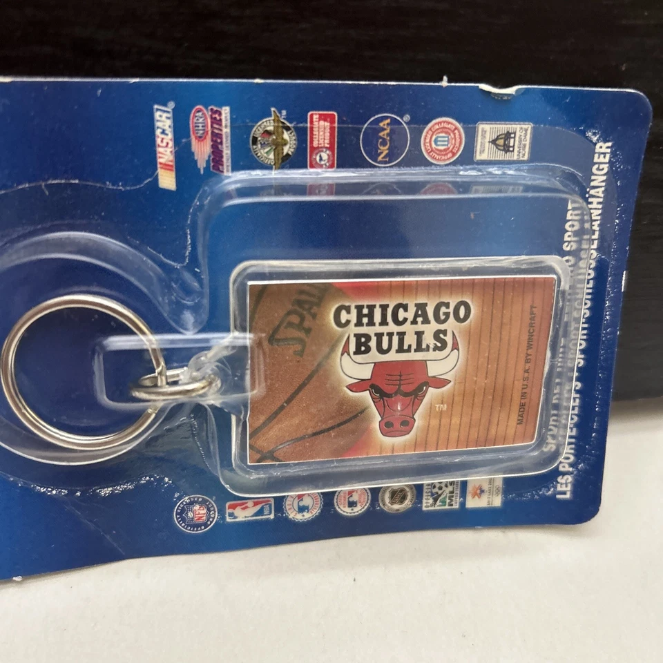 Vintage Wincraft Sports Chicago Bulls logo, NBA Basketball KeychainNew Old Stock - Image 2 of 4