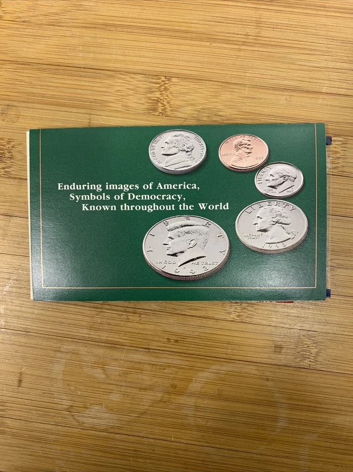 2 1993 US Mint  Coin Uncirculated Set Complete Philadelphia & Denver (A14) - Image 2 of 4