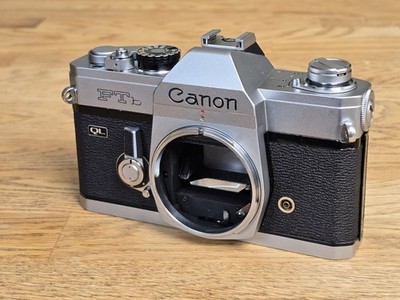 Canon FTb QL SLR Analog Kamera 35mm Vintage Camera Made In Japan Silver Body