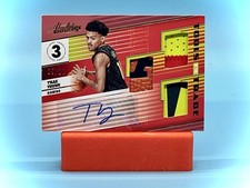 2018-19 Panini Absolute Trae Young Tools Of The Trade Patch Auto Gold RPA /10 RC