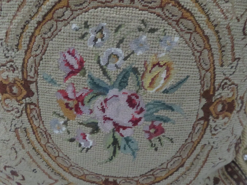 Винтажная подушка для вышивания в стиле Aubusson с узором Старого Света Petit Point новая без ценников 20 дюймов - Изображение 3 из 4