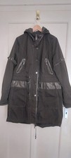 Creenstone - zeitlos cooler olivgrüner Parka...